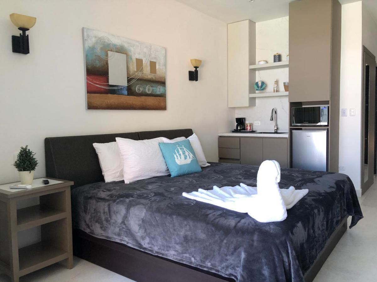 Vista Ocean Suites Boutique Hotel Event Venue מנואל אנטוניו מראה חיצוני תמונה