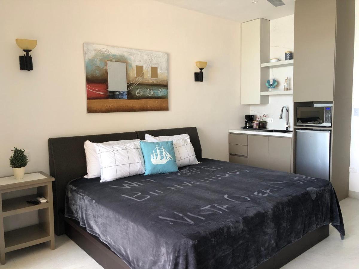 Vista Ocean Suites Boutique Hotel Event Venue מנואל אנטוניו מראה חיצוני תמונה