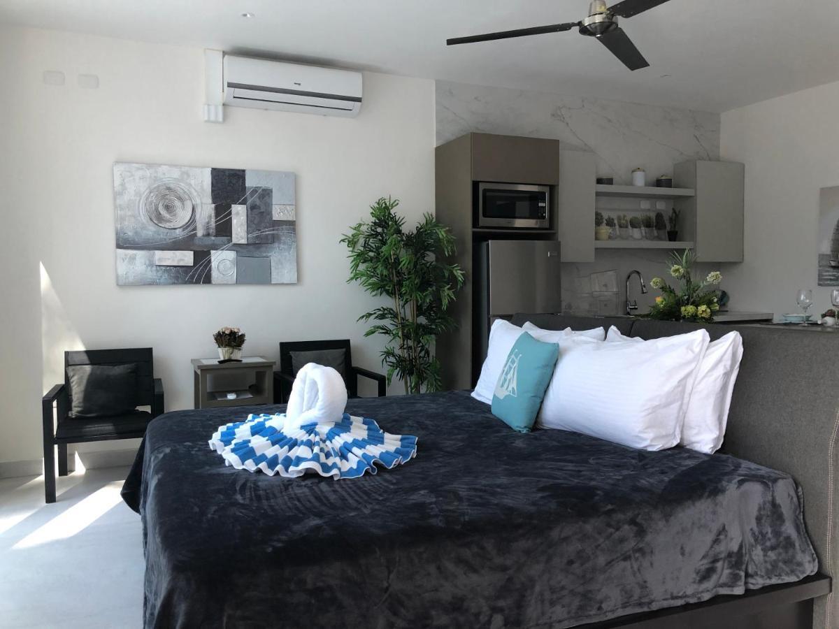Vista Ocean Suites Boutique Hotel Event Venue מנואל אנטוניו מראה חיצוני תמונה
